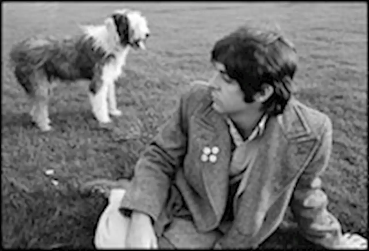 Camera in hand, Linda McCartney revealed life well beyond the Beatles