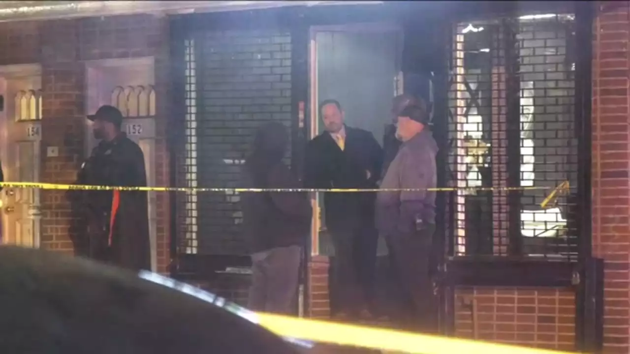 Man fatally shot inside Jersey City smoke shop