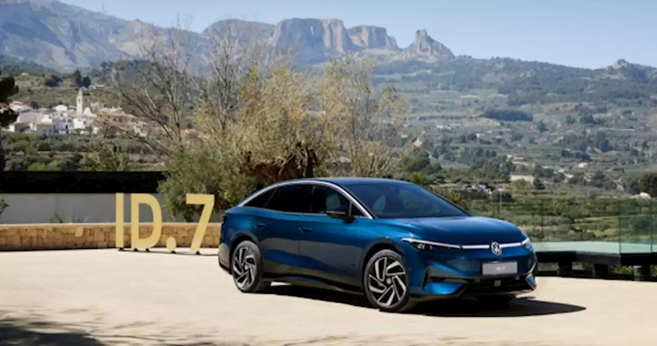 Volkswagen ID.7 mid-size electric fastback makes debut