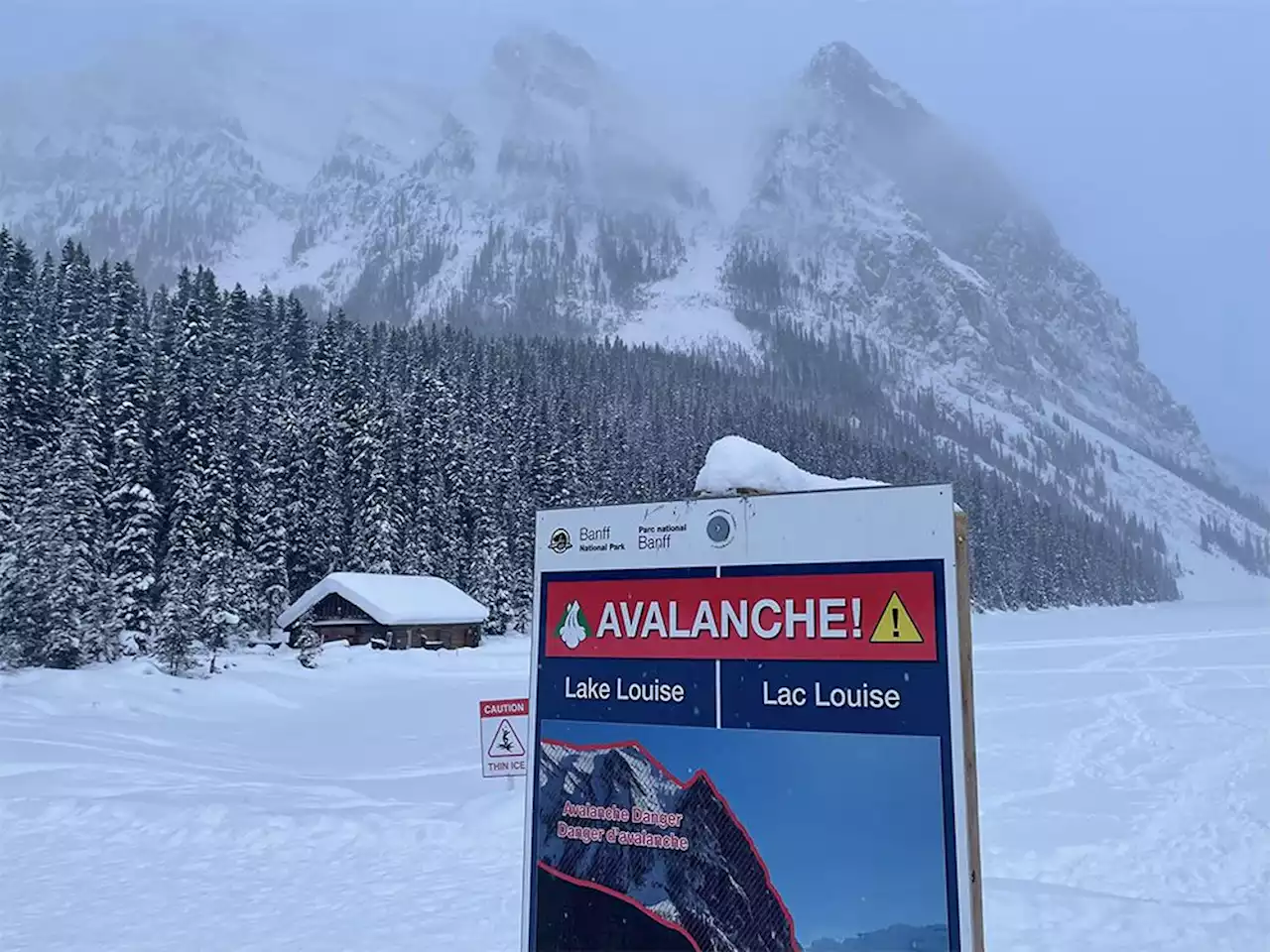 One killed in avalanche near Lake Louise