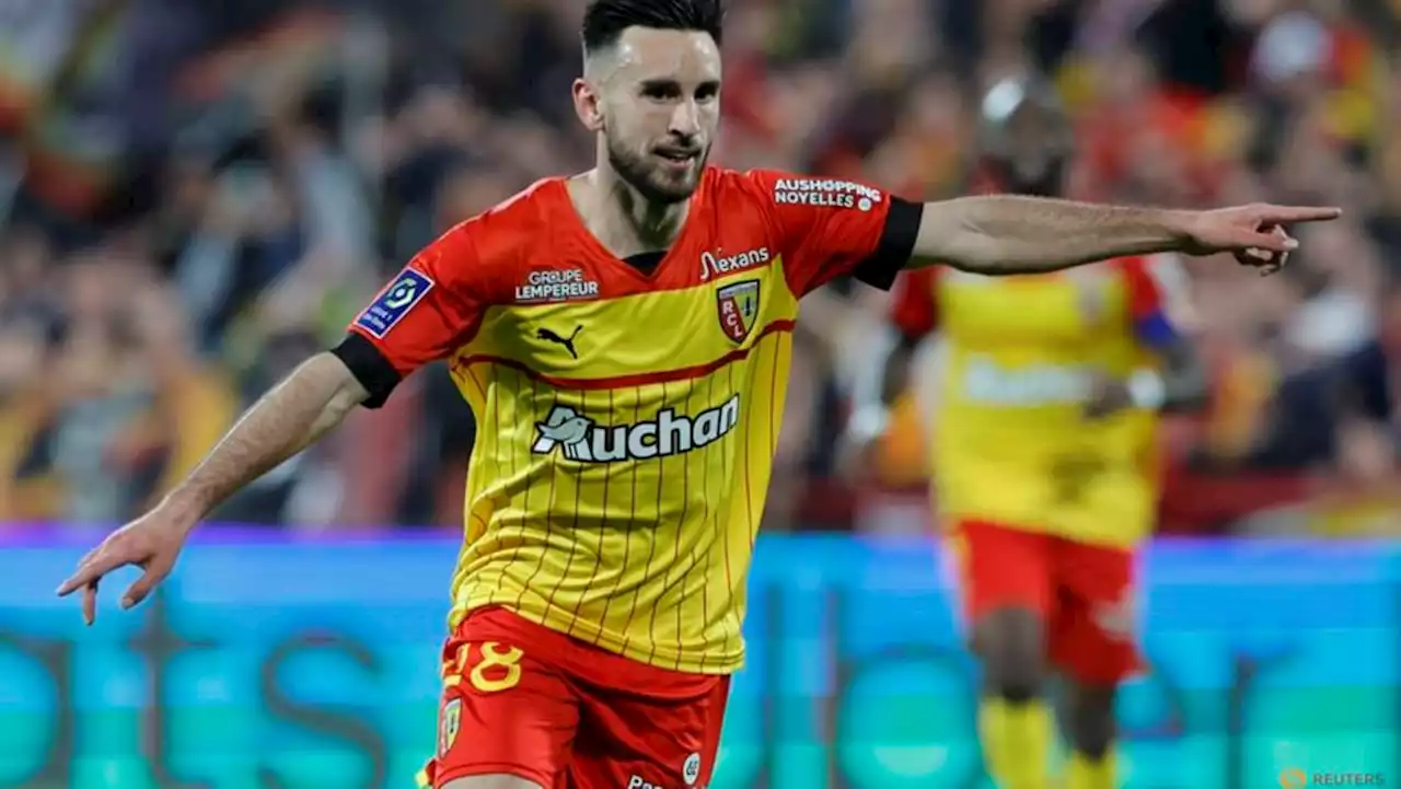 Openda shines as Lens boost Champions League hopes with Monaco win