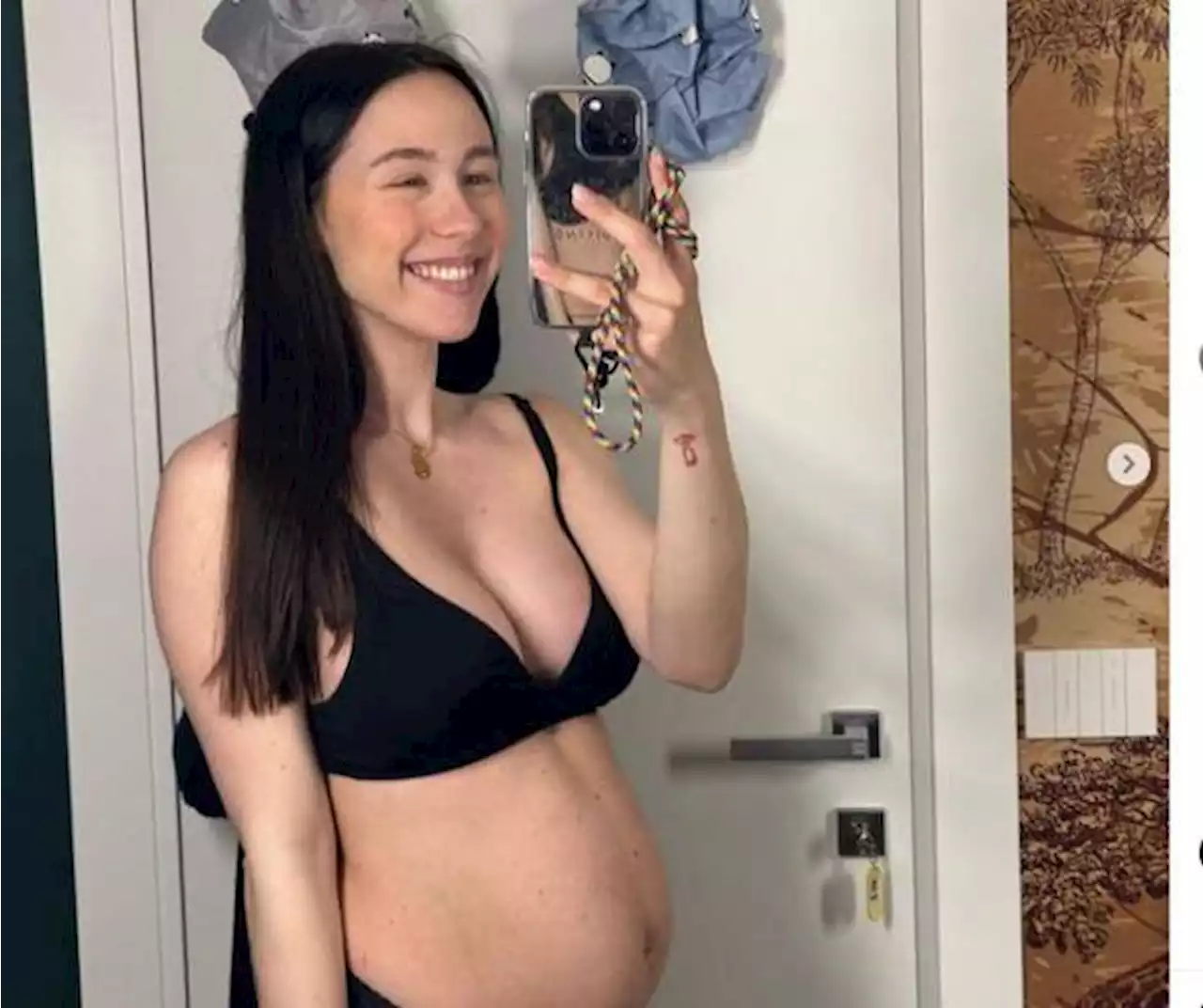 Aurora Ramazzotti: a un mese dal parto selfie in bikini per fare pace con la sua immagine