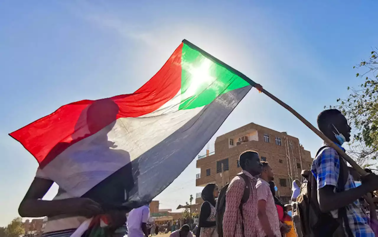 Fighting resumes in Sudan as cease-fire fails