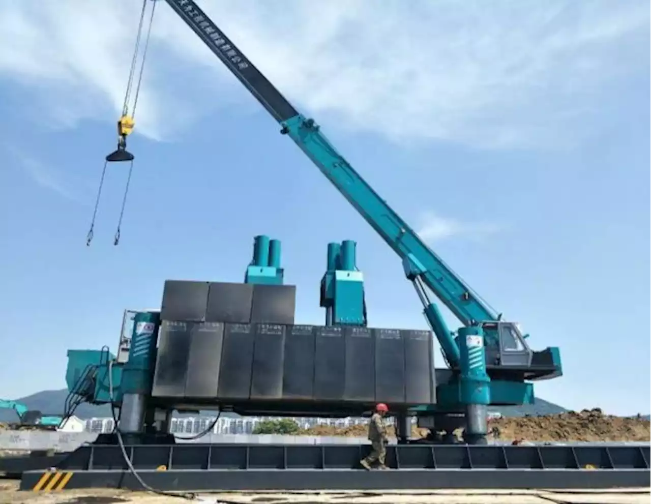 Metro: llegaron al país 3 piloteadoras para construir la Línea 1