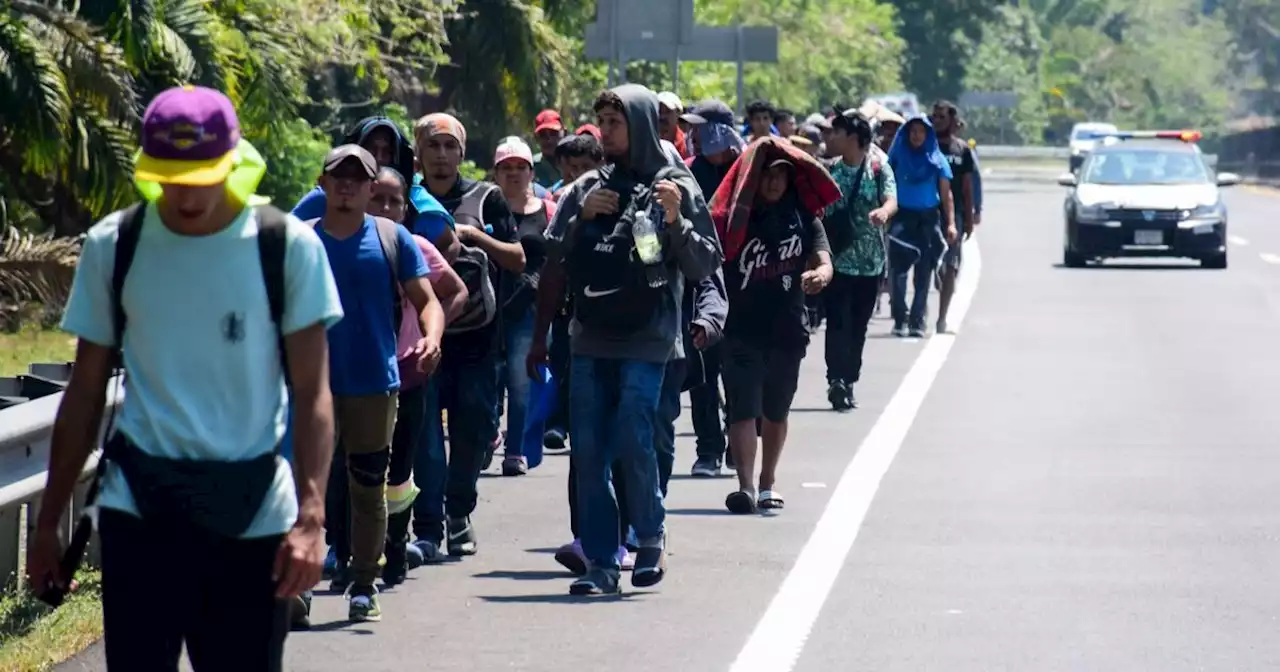 Miles de migrantes se preparan en Chiapas para 'viacrucis' hacia la CDMX