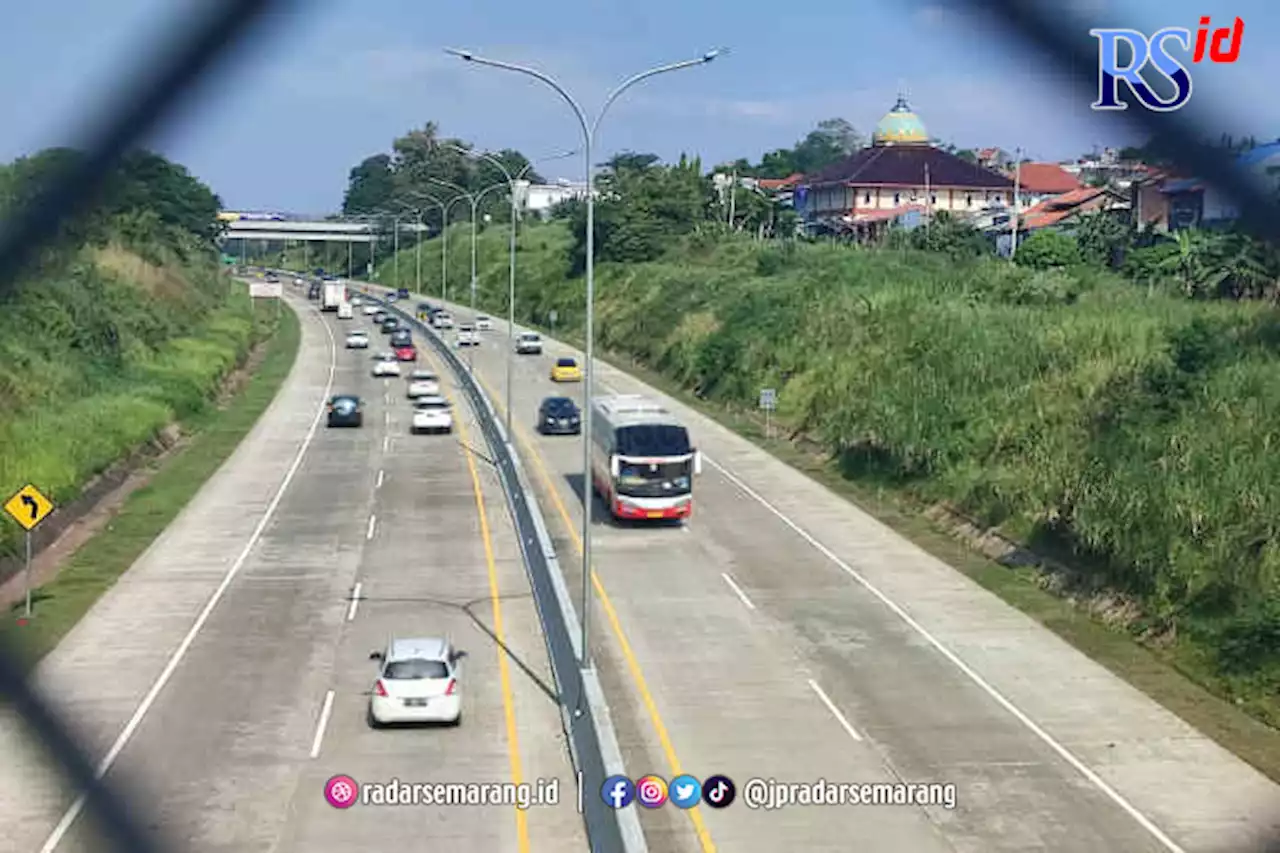 Arus Balik Terpantau Meningkat di Gerbang Tol Kalikangkung Semarang,