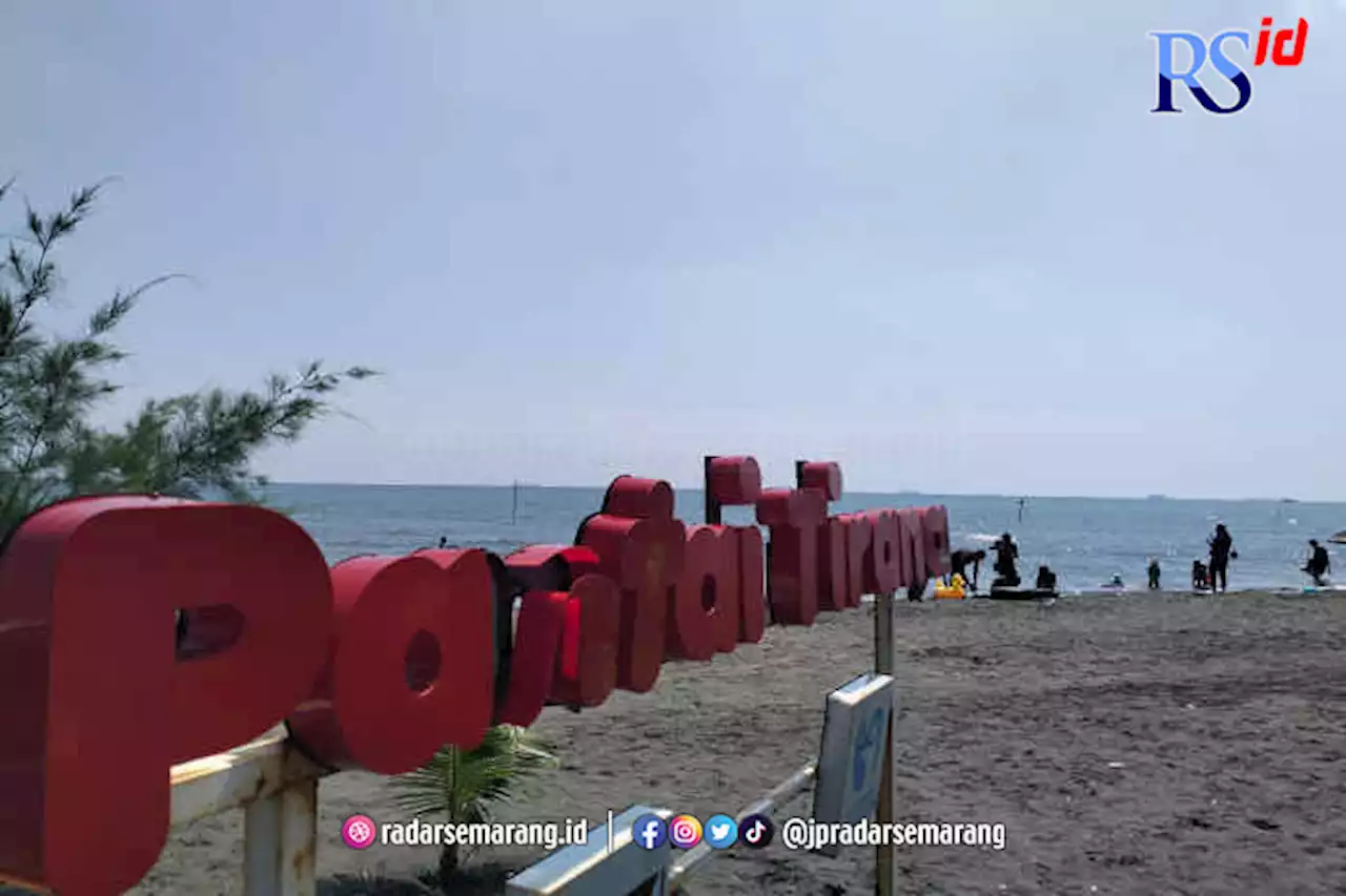 Libur Lebaran, Wisatawan Serbu Pantai Tirang Semarang