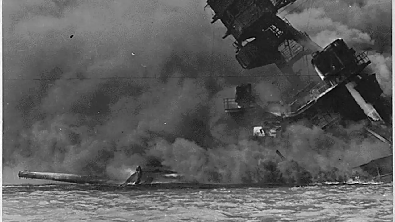 Muere 'Ken' Potts, uno de los últimos dos sobrevivientes del USS Arizona, hundido en Pearl Harbor