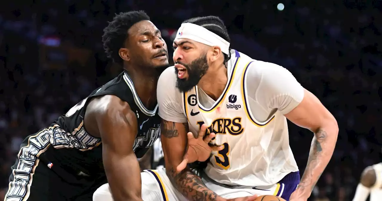 Anthony Davis and Lakers take command early in Game 3 victory over Grizzlies