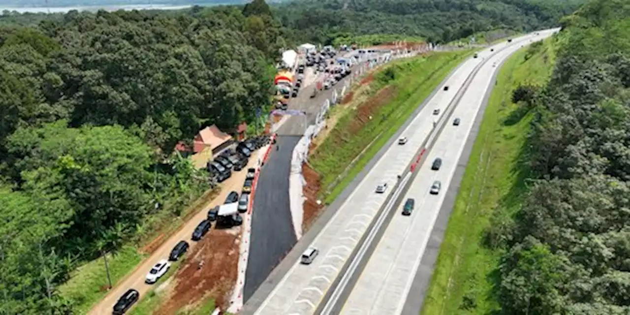 Pemudik Kena Getok Harga Waktu Makan di Rest Area Cipali | merdeka.com