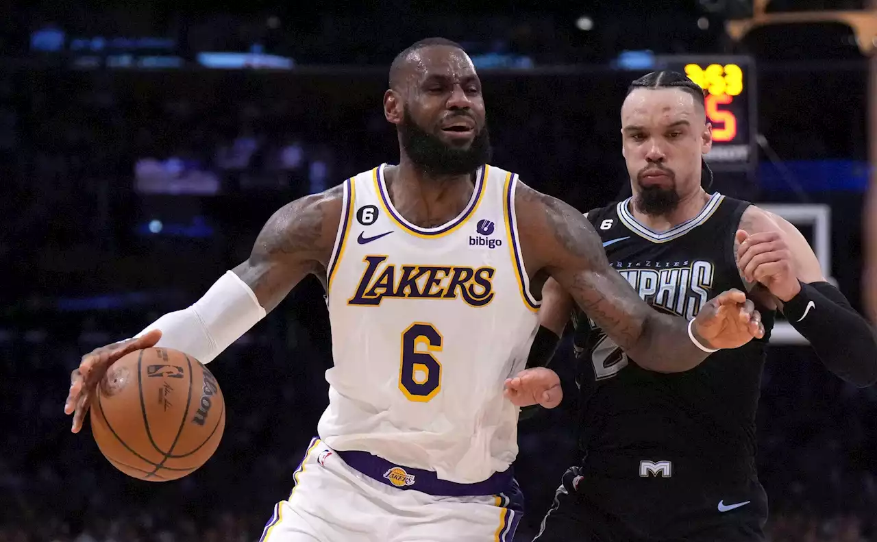 Lakers drill Grizzlies as Brooks ejected after groin shot to LeBron