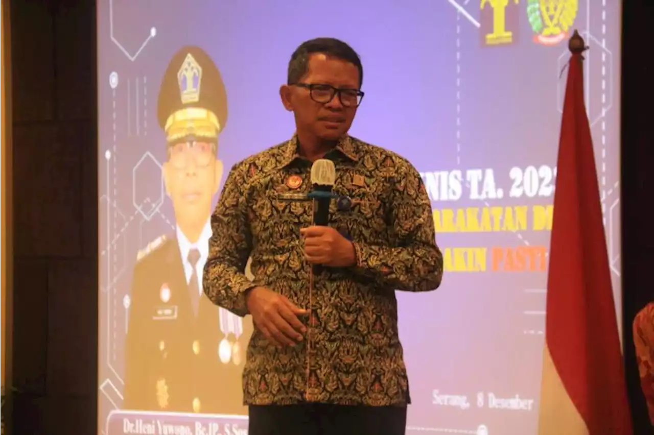 Kemenkumham Periksa Sipir di Lampung yang Viral Pamer Barang Mewah |Republika Online