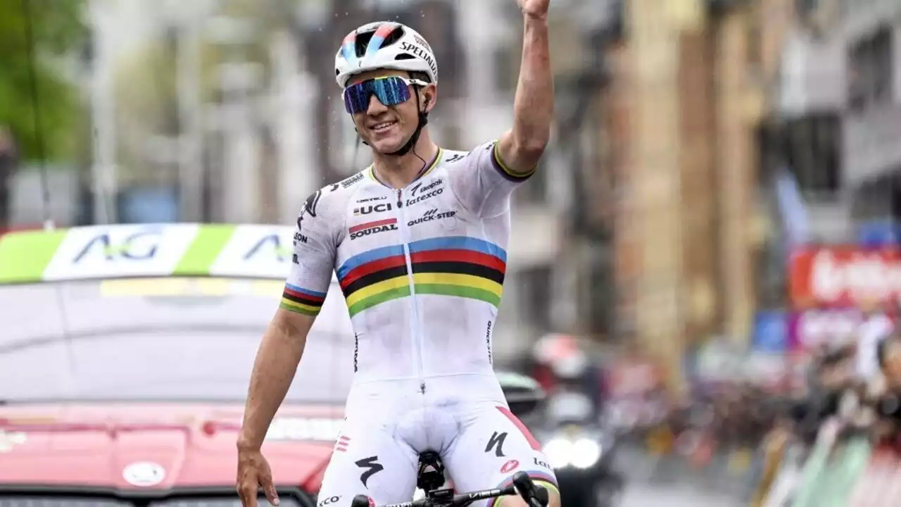 Cyclisme: le Belge Remco Evenepoel remporte Liège-Bastogne-Liège, Pogacar abandonne