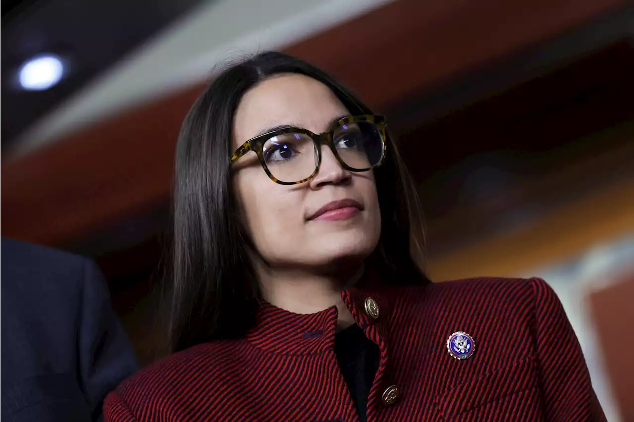 AOC Calls Out Fox News, Tucker Carlson for 'Incitement of Violence'