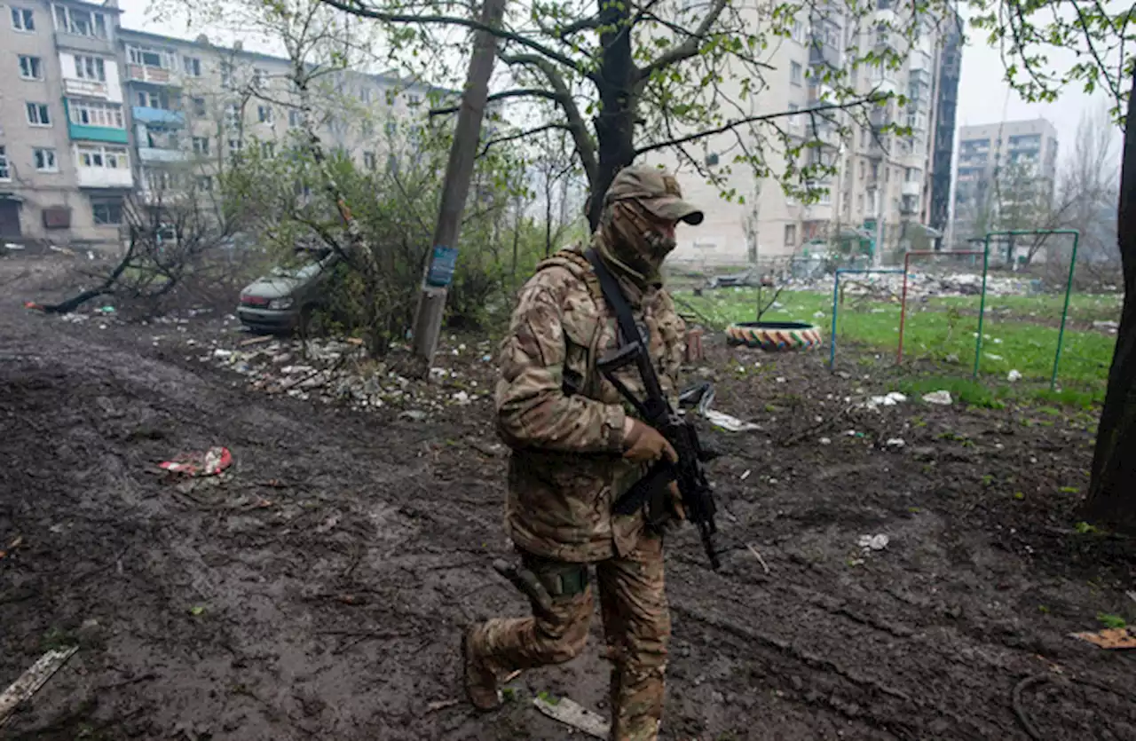 Ukraine forces cross Dnieper River as experts speculate it may be first signs of spring offensive