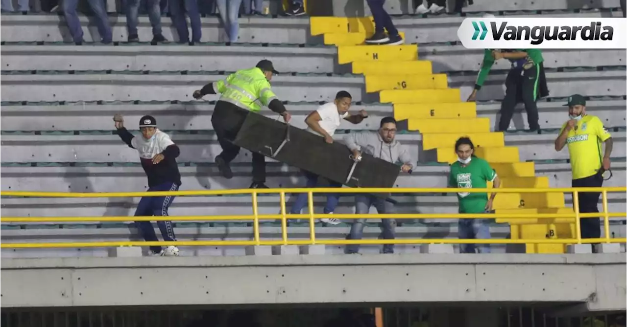 ¿Deben volver las mallas a los estadios del fútbol profesional colombiano?