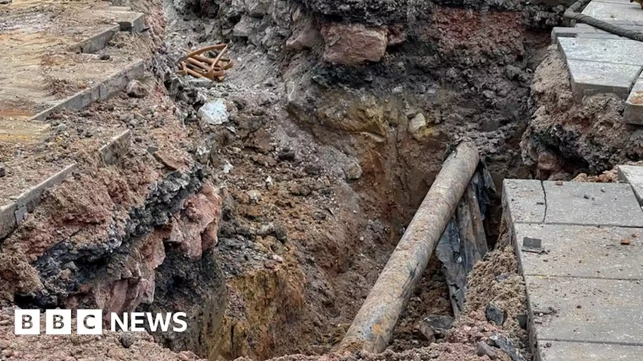 Hinckley's water pipes to be replaced in £300,000 scheme