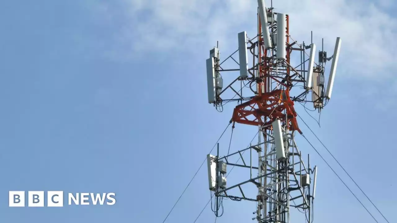 Anti-vaccine conspiracy theorists plotted to destroy 5G masts - court