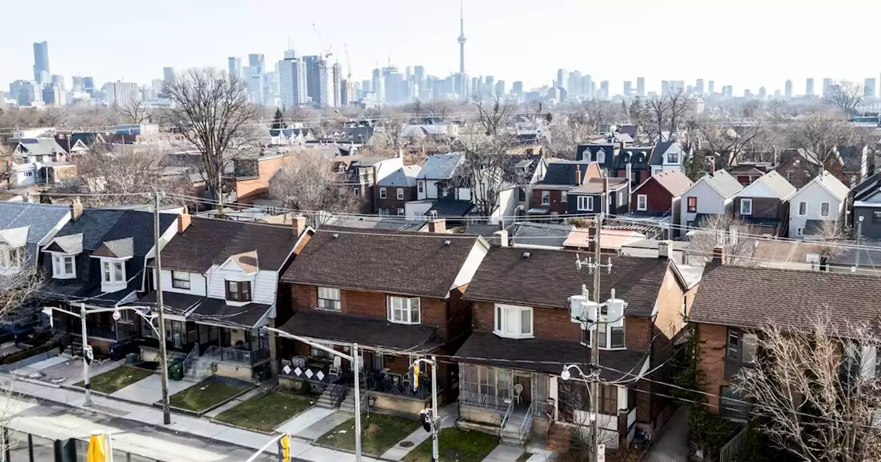 Demand for Toronto homes has plummeted but experts predict big changes