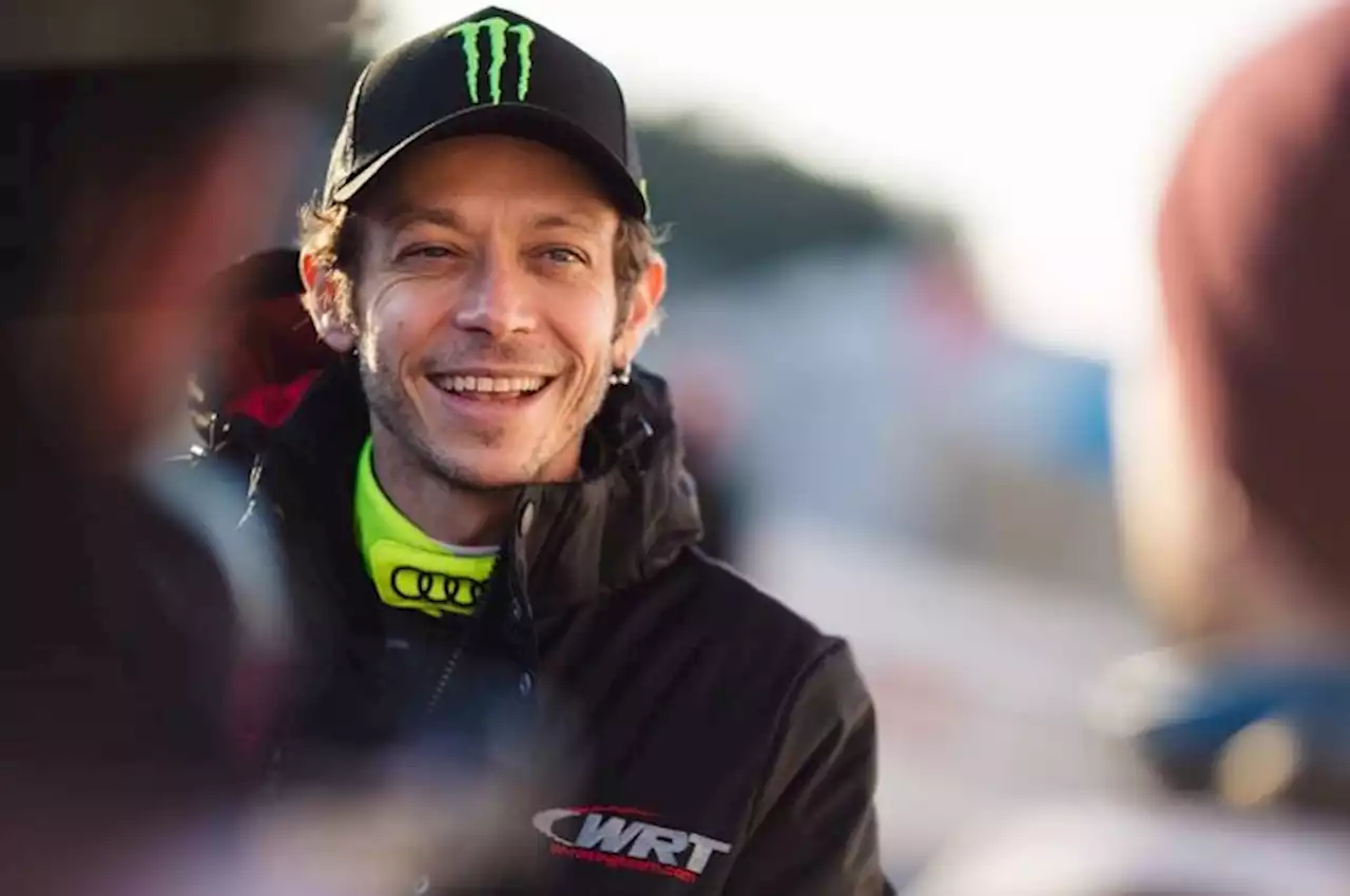 Apa Adanya, Kunci Valentino Rossi Jangkau Anak Kecil sampai Kakek-Nenek pada MotoGP - Bolasport.com