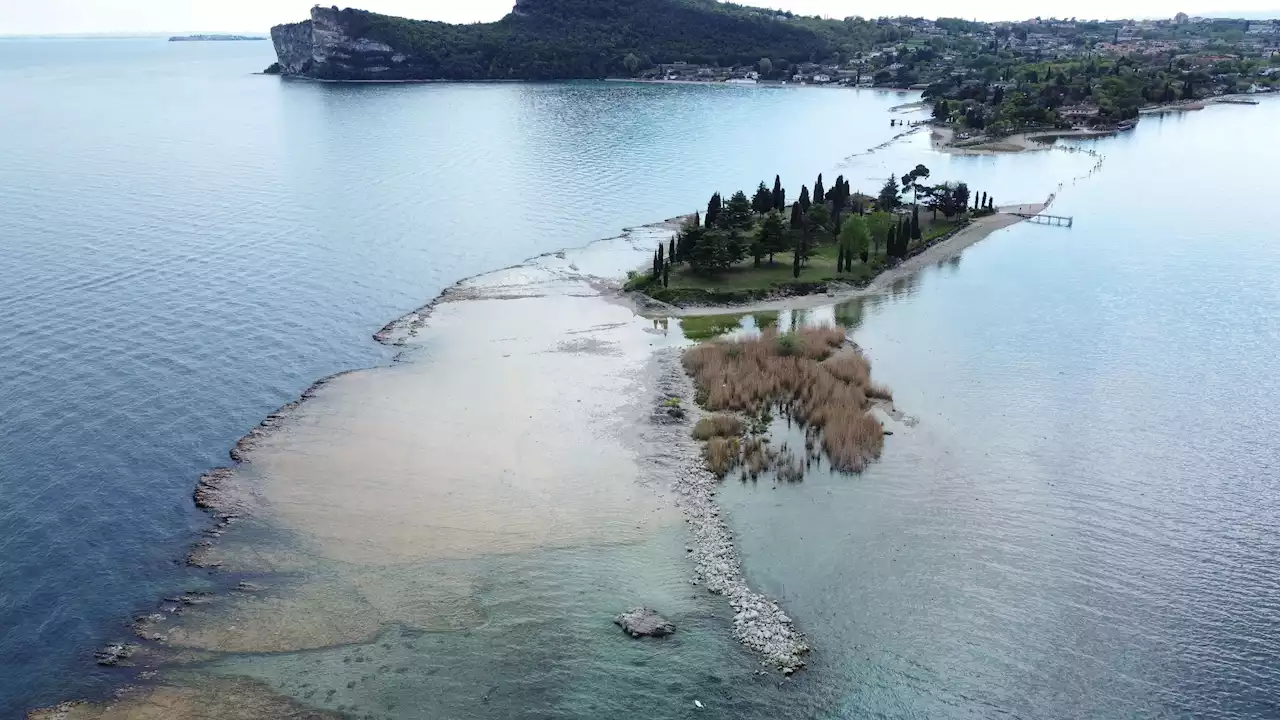 Landwirte warnen: Extrem niedriger Wasserpegel am Gardasee