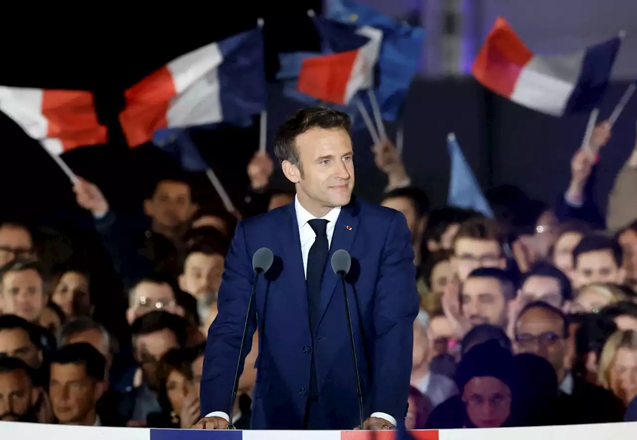 Emmanuel Macron : un président isolé, un an après sa réélection