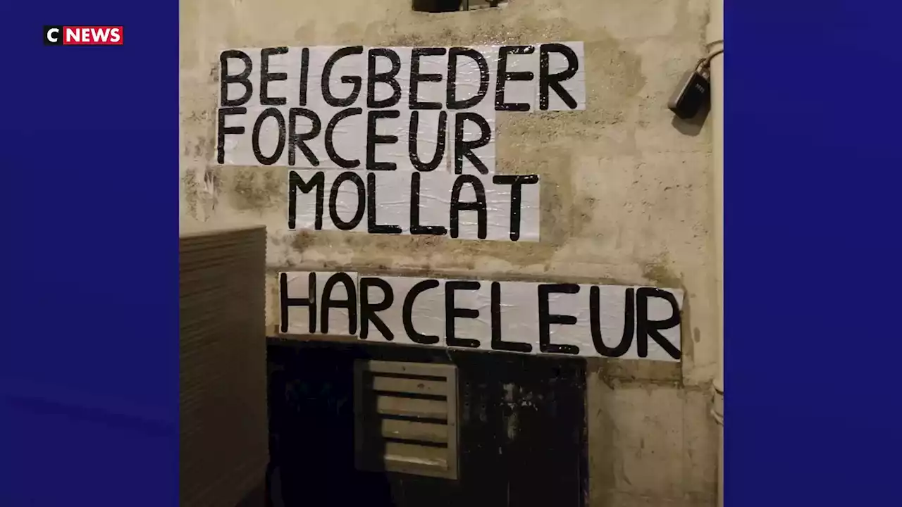 Frédéric Beigbeder : des collages devant une librairie bordelaise qui devait accueillir l'écrivain