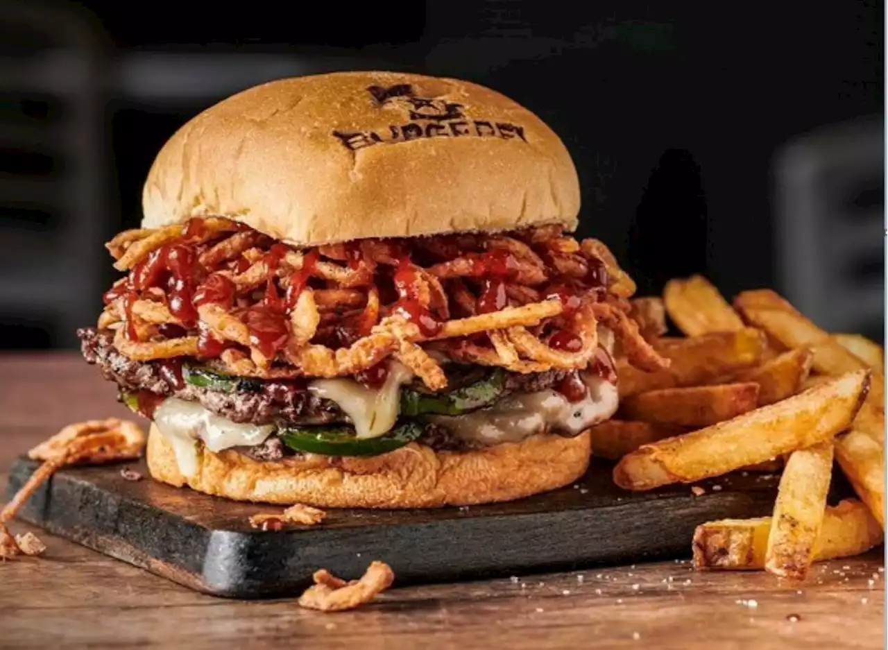 6 Best New Fast-Food Burgers To Try Right Now