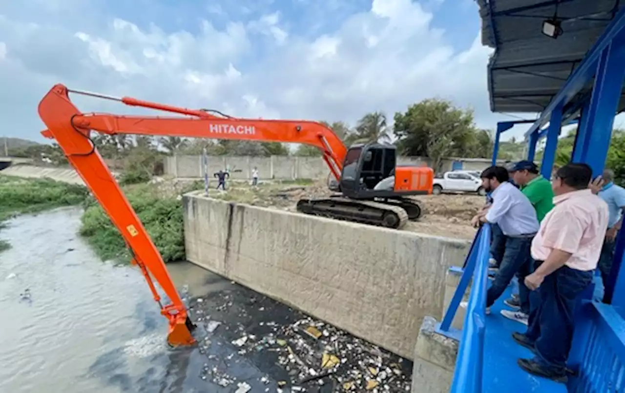 5.000 toneladas de basura han sacado de los arroyos de Barranquilla