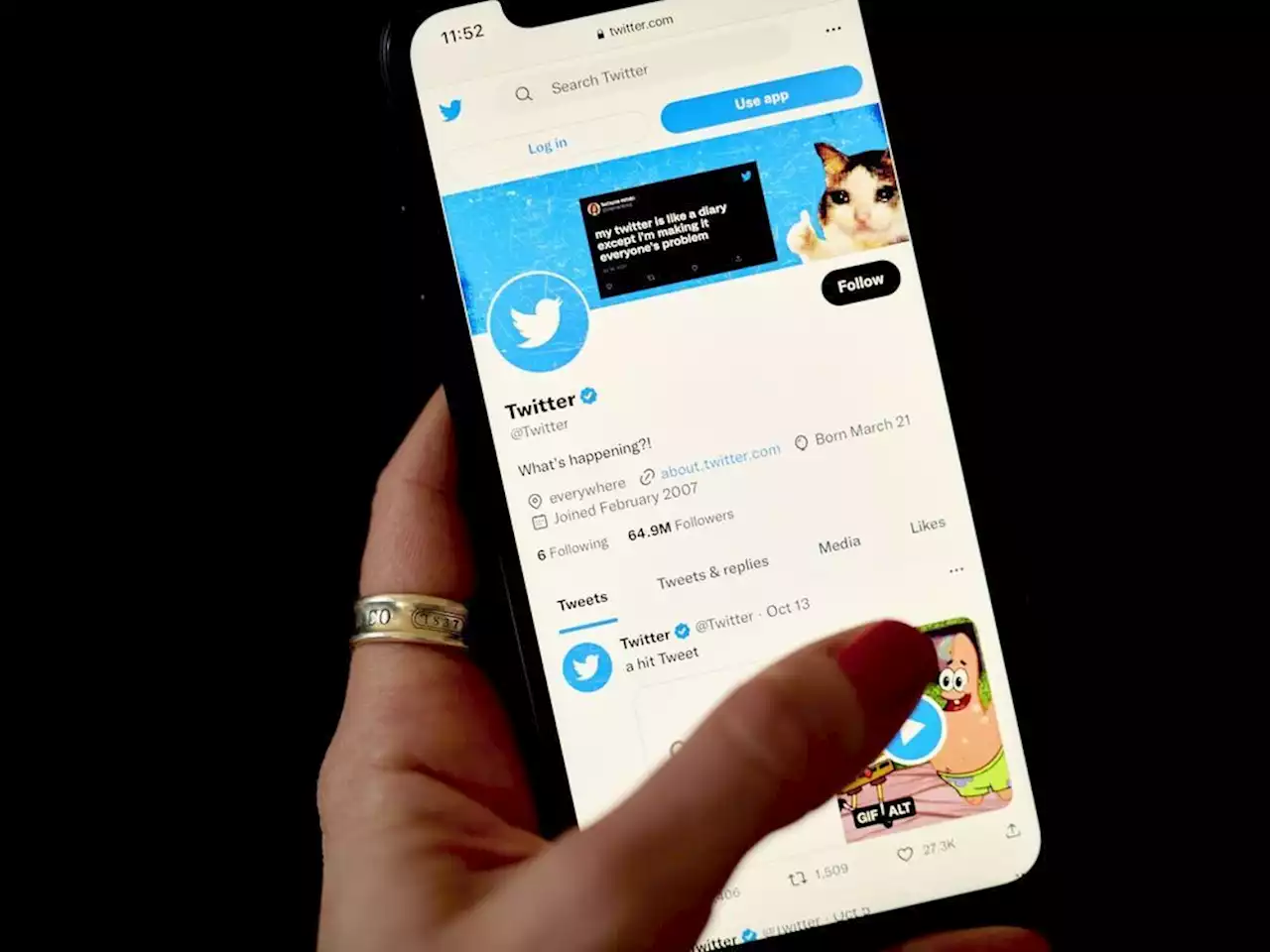 Twitter is making companies pay for check marks to advertise