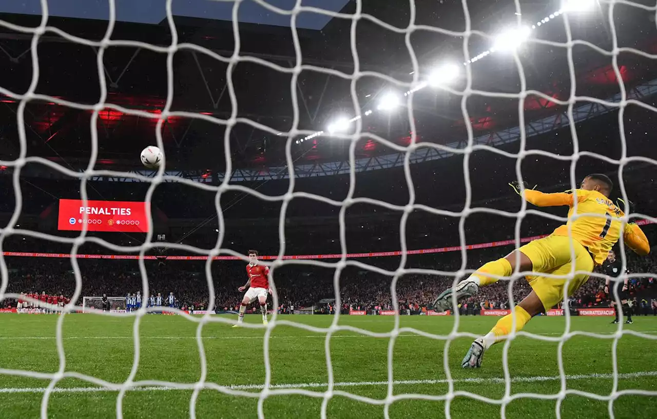 Manchester United penalties win sets up first FA Cup final versus Manchester City