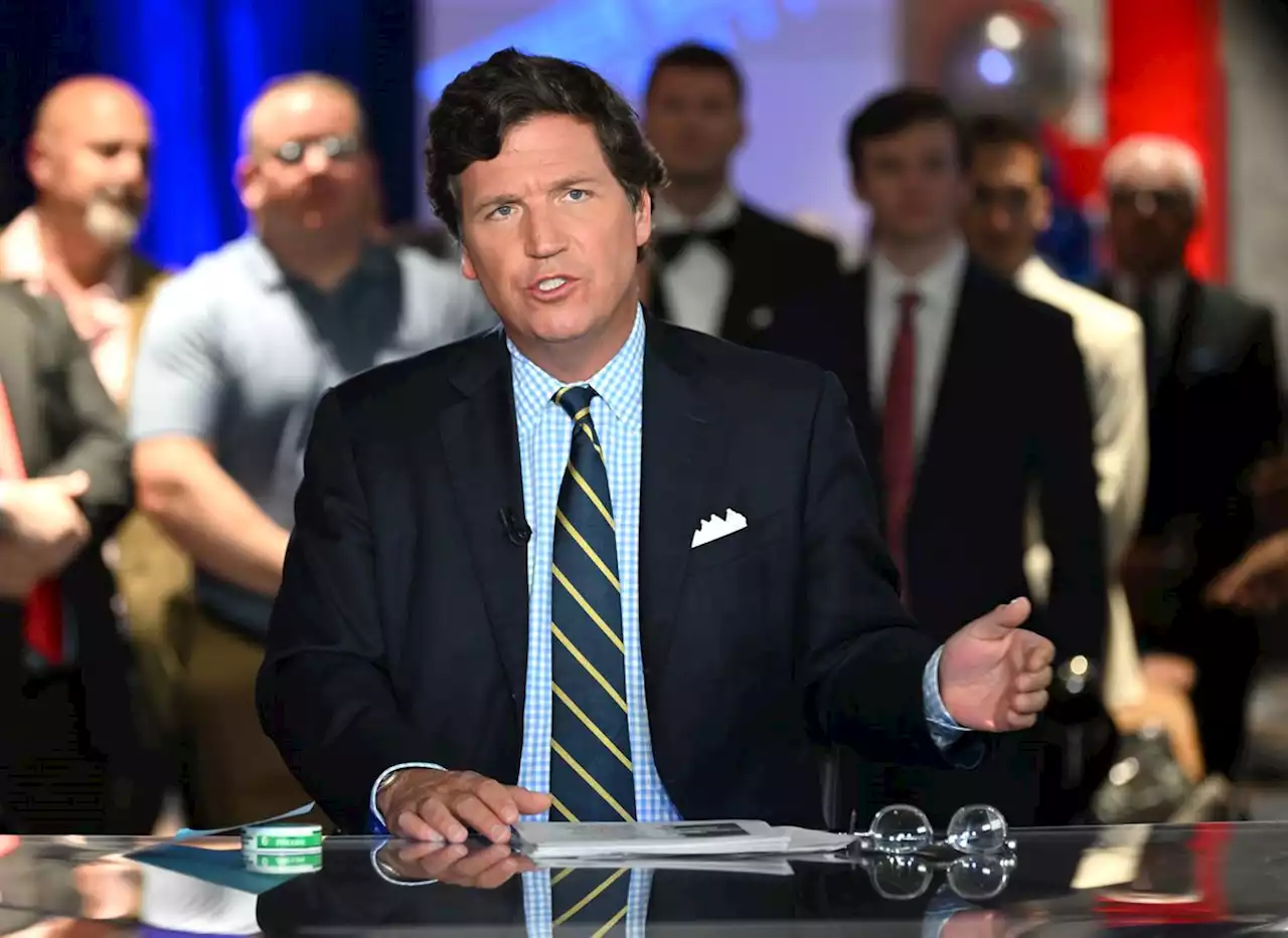 Tucker Carlson leaves Fox News a week after Fox settles Dominion lawsuit