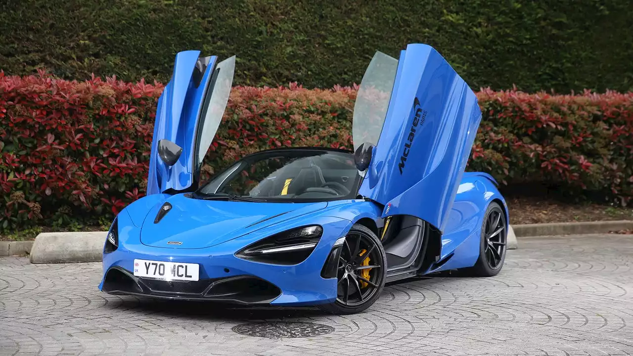 La McLaren 720S Spider est une supercar d'un autre monde, aussi brutale qu'impressionnante visuellement