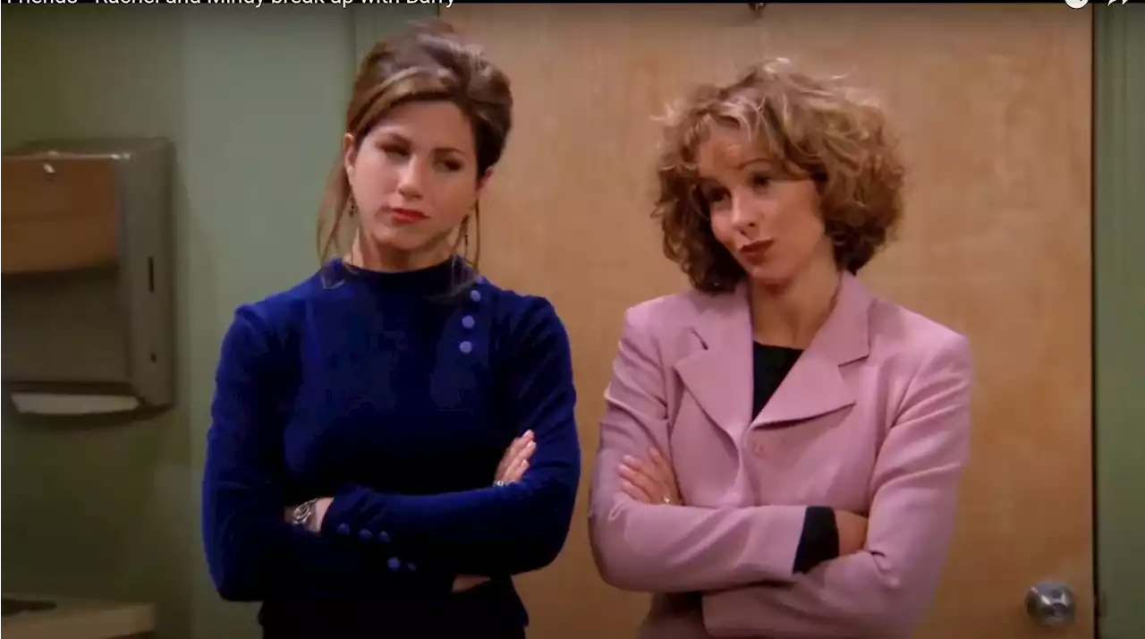 Jennifer Grey Says 'Bad Anxiety' Stopped Her From Returning To 'Friends' After 1 Episode