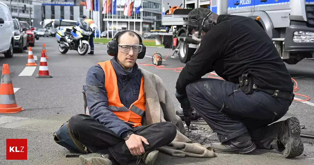 'Letzte Generation': 30 Blockaden und Protestaktionen in Berlin, 500 Polizeibeamte im Einsatz | Kleine Zeitung