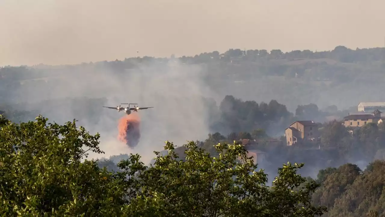 Canadair, camions incendie : l’industrie peine à suivre pour fournir de nouveaux moyens de lutte contre les feux de forêt