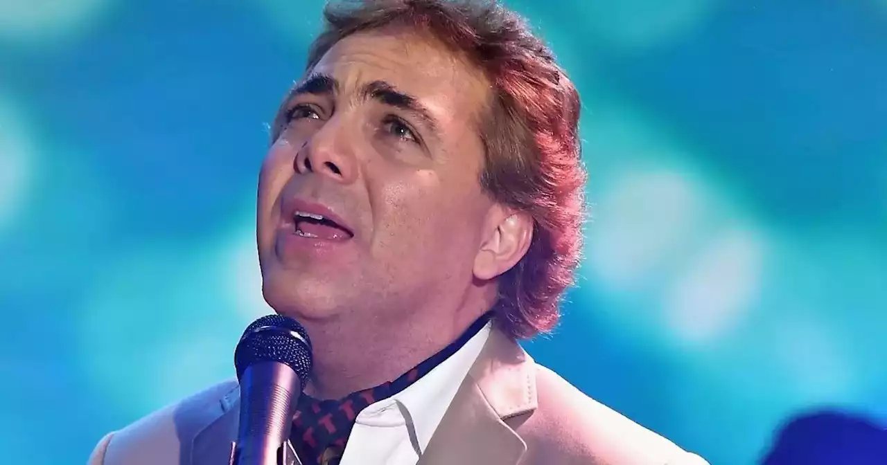 Cristian Castro y su vergonzoso show en un concierto; terminó sin ropa