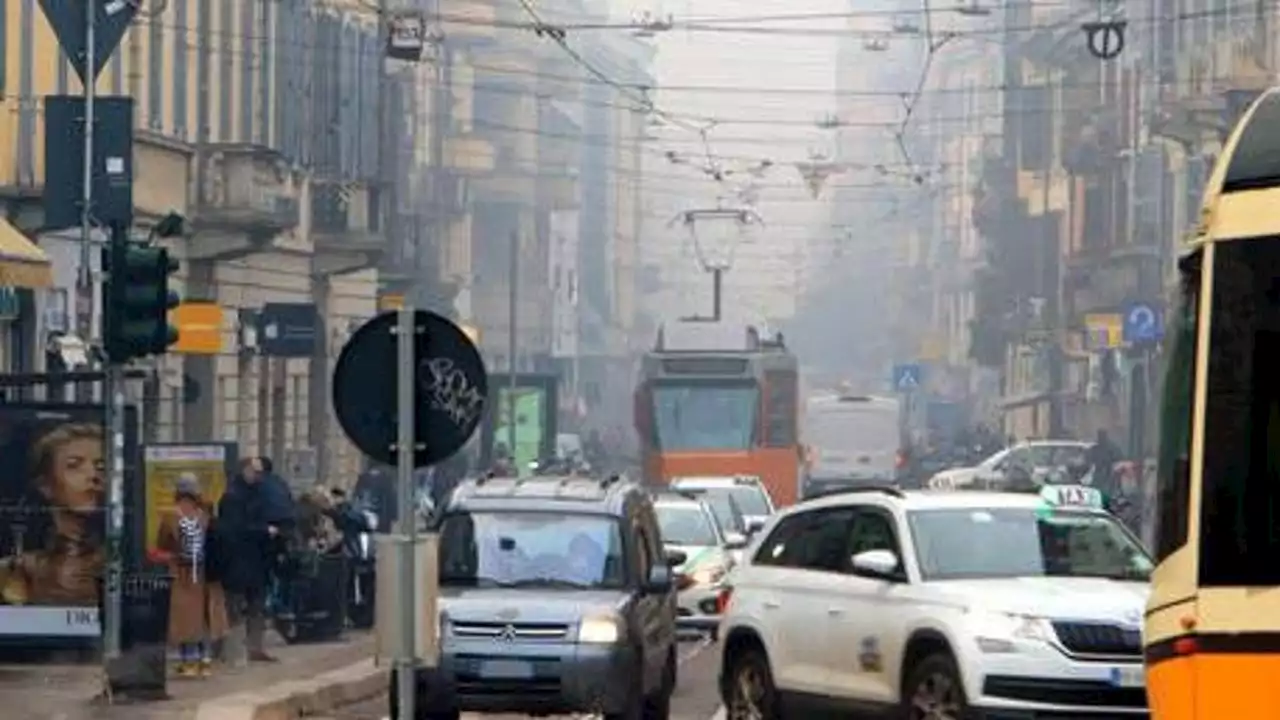 Allarme smog in Ue: oltre 1200 morti tra i ragazzi. La Pianura Padana tra le aree peggiori