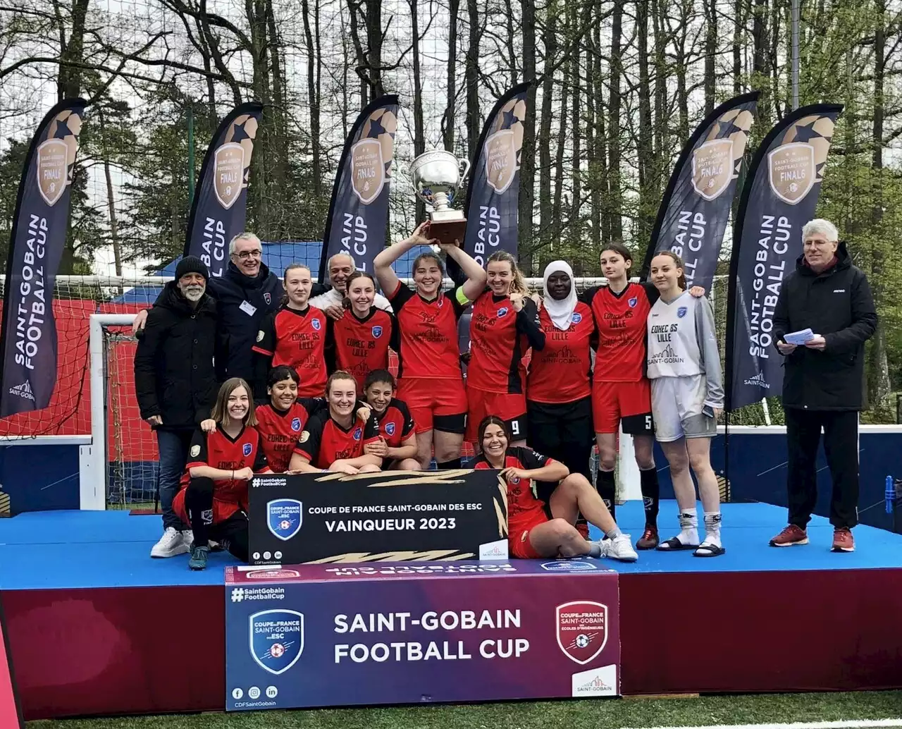 Une école de Lille remporte un prestigieux tournoi de football à Clairefontaine