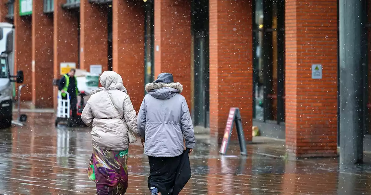 Met Office warns of 'Arctic air' as UK temperatures set to plunge