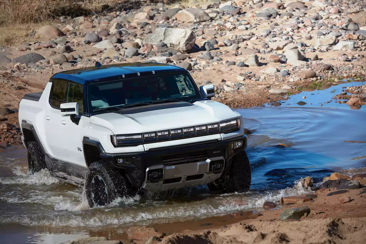 2023 GMC Hummer EV Pickup range boosted to 355 miles