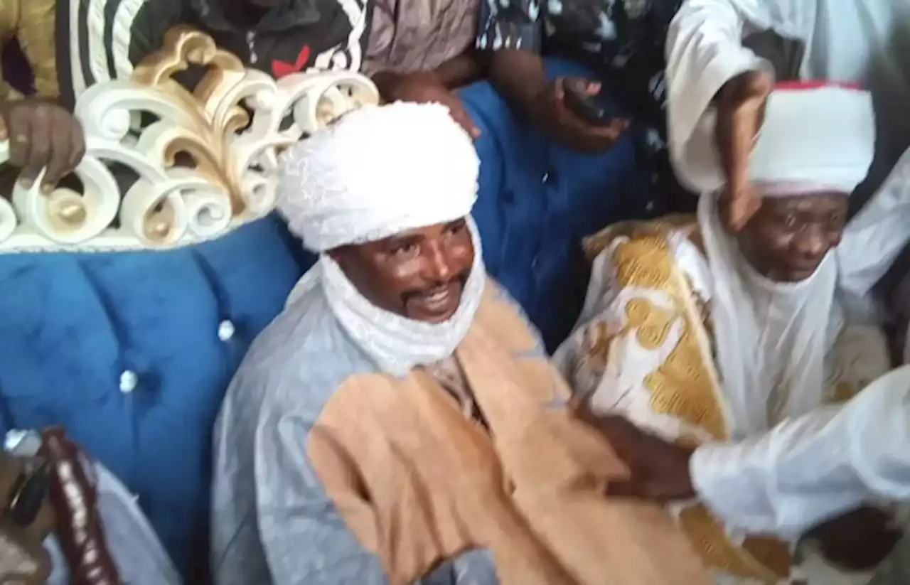 Matawalle reinstates emir suspended over conferment of chieftaincy title on 'repentant bandit' | TheCable