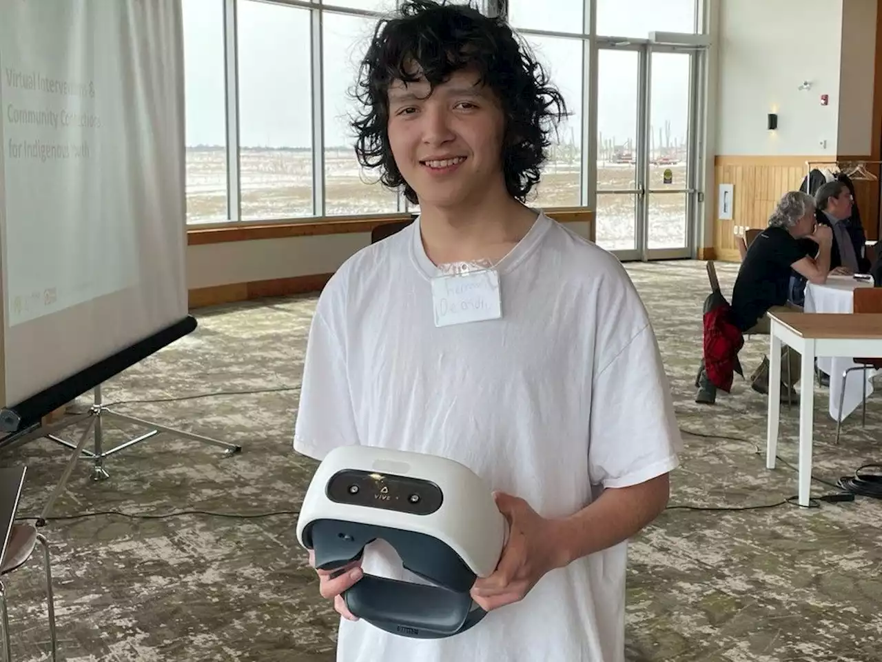 Virtual reality project fosters youth mental health in La Loche, Sask.