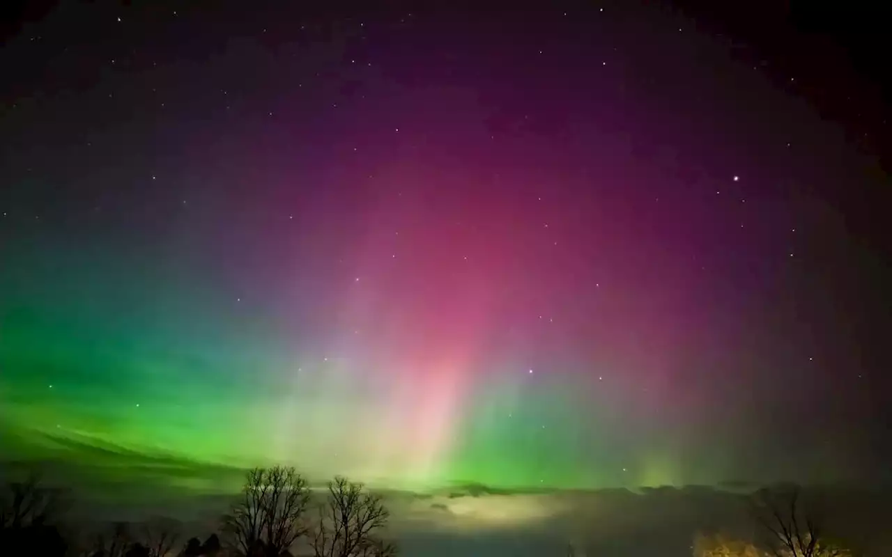 Northern lights put on dazzling show for the second time in a month in Ontario