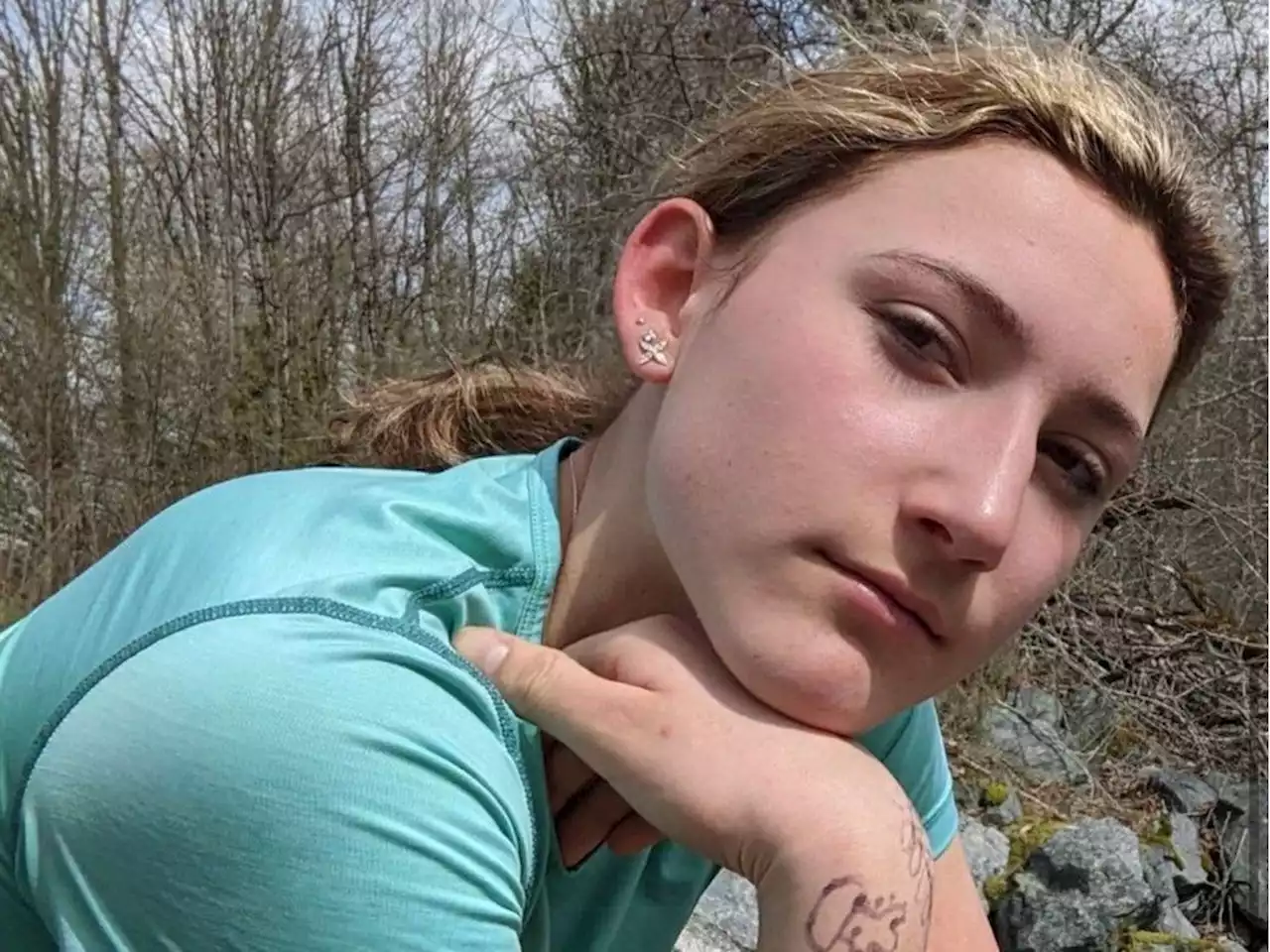 West Vancouver teen found after meeting unknown man online and going missing