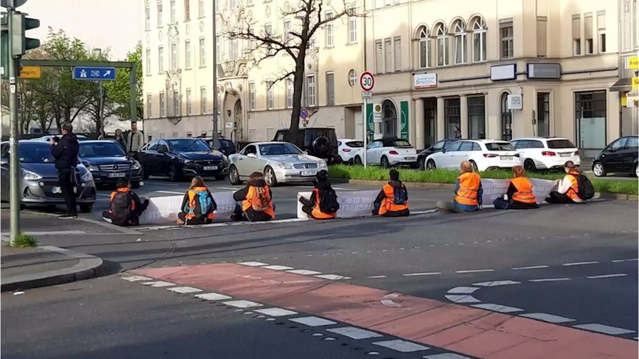 News-Blog zur Letzten Generation in Berlin: Proteste gestartet – Chaos im Berufsverkehr