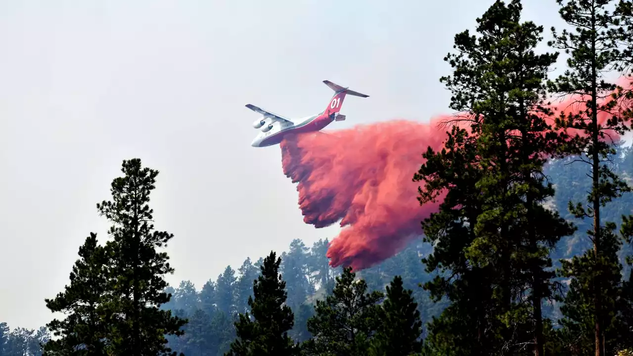 Judge to weigh limits for aerial fire retardant in wildfires