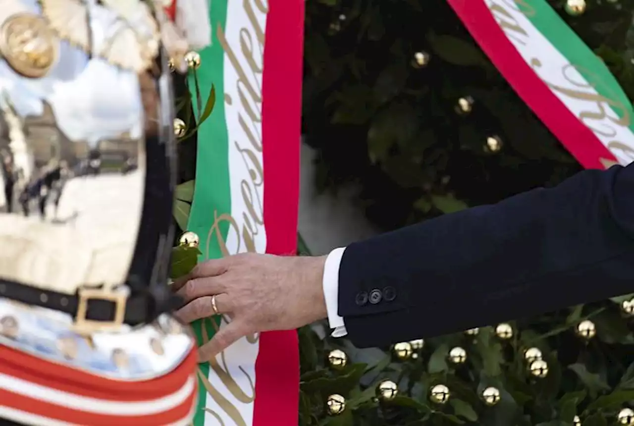 25 aprile, Mattarella all'Altare della Patria. Le tappe dei politici