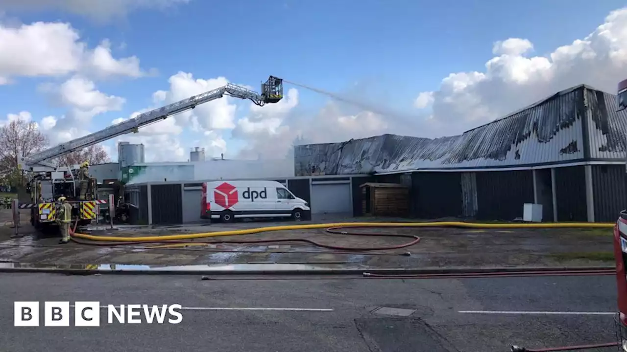 Fires at Corby Earlstrees Industrial Estate closes roads