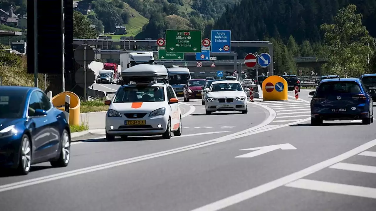 Gotthard-Tunnel nach Fahrzeugbrand gesperrt